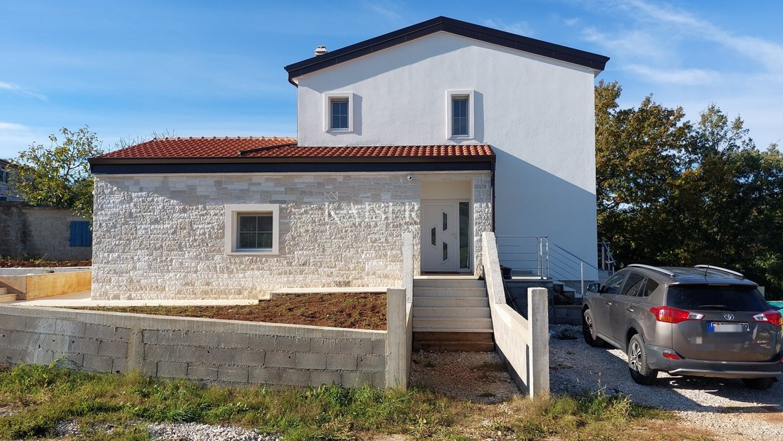 House in Porec, Istria County, Croatia 3 - 13532501