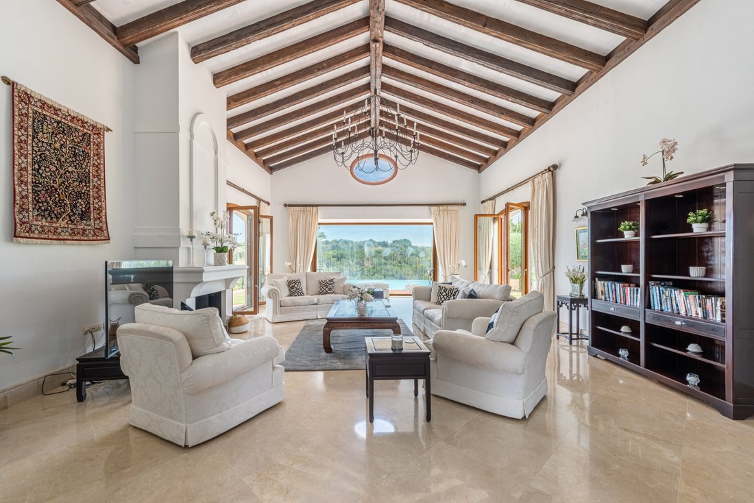Villa in Sotogrande, San Roque, Andalusia 3 - 13533787
