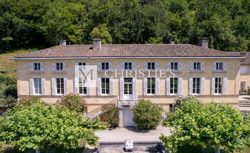 House in Bordeaux, Nouvelle-Aquitaine, France 1