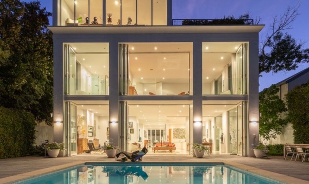 The White House In Cape Town, Western Cape, South Africa For Sale