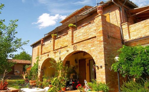 Country House in Montepulciano, Tuscany, Italy 1