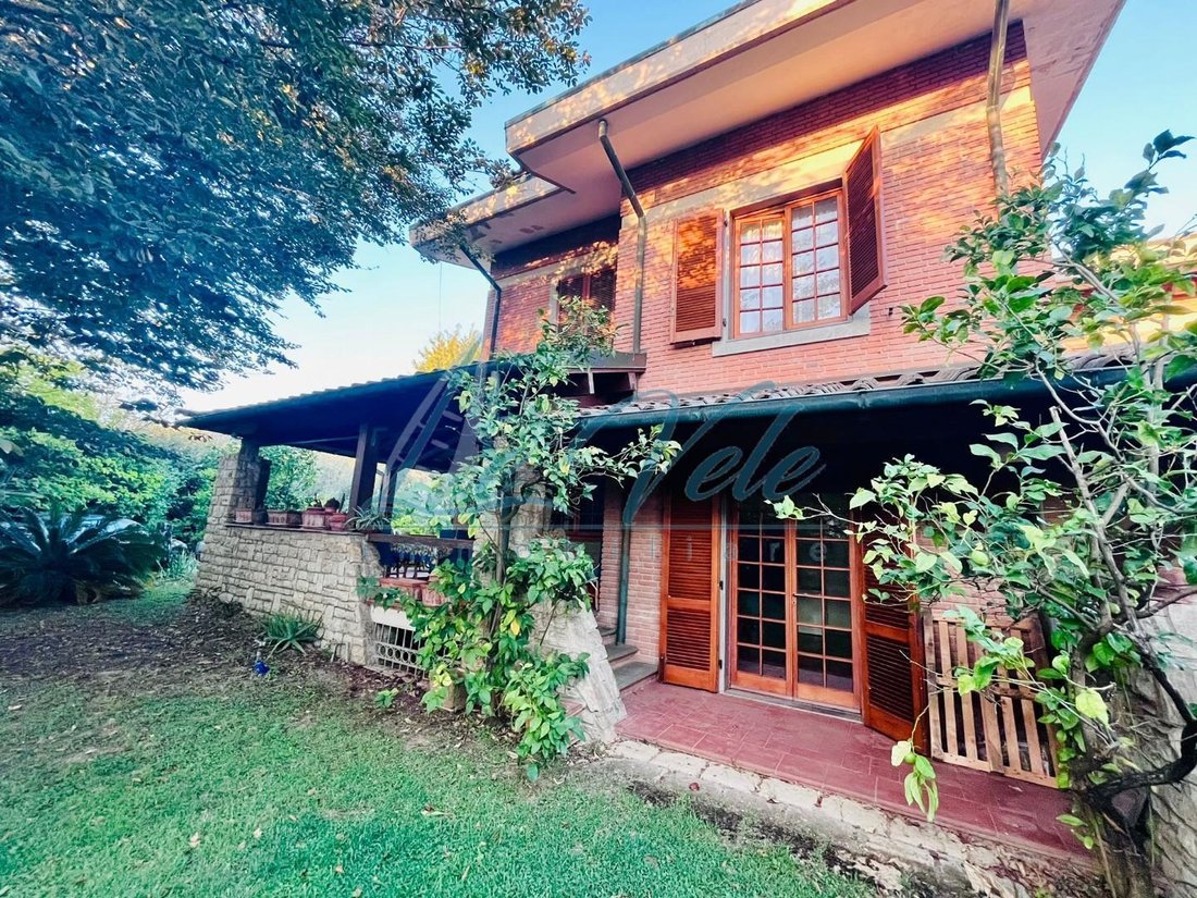 Townhouse in Marina Verde - Renella, Montignoso, Tuscany 1 - 13313526