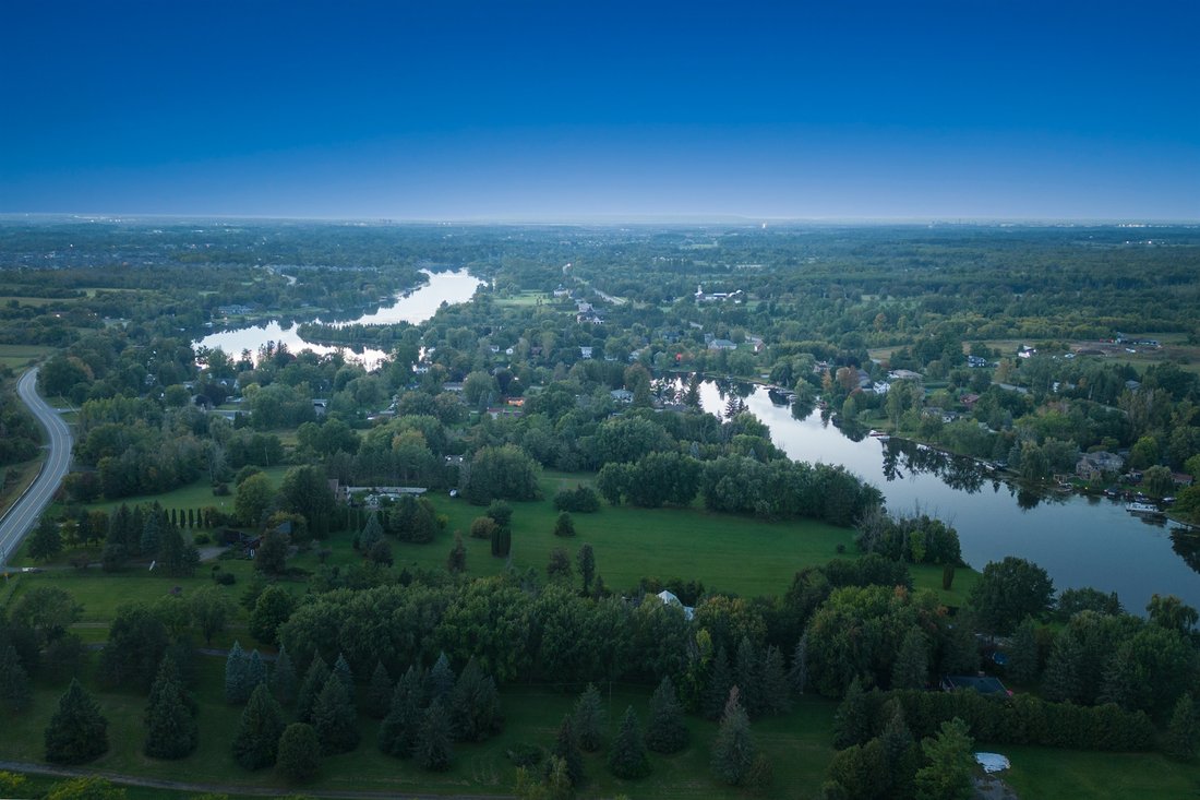 2.5 Acre Lot Waterfront In Manotick In Ottawa, Ontario, Canada For Sale