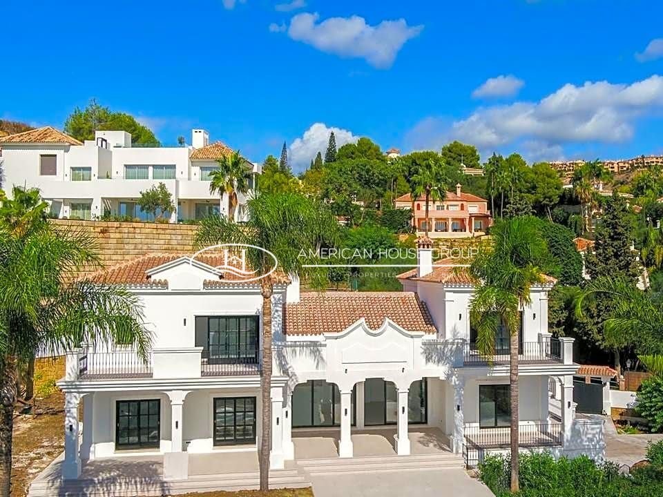 Villa in Estepona, Andalusia, Spain 1 - 13535844