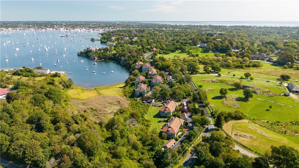 157 Harrison Avenue 32 In Newport, Rhode Island, United States For Sale