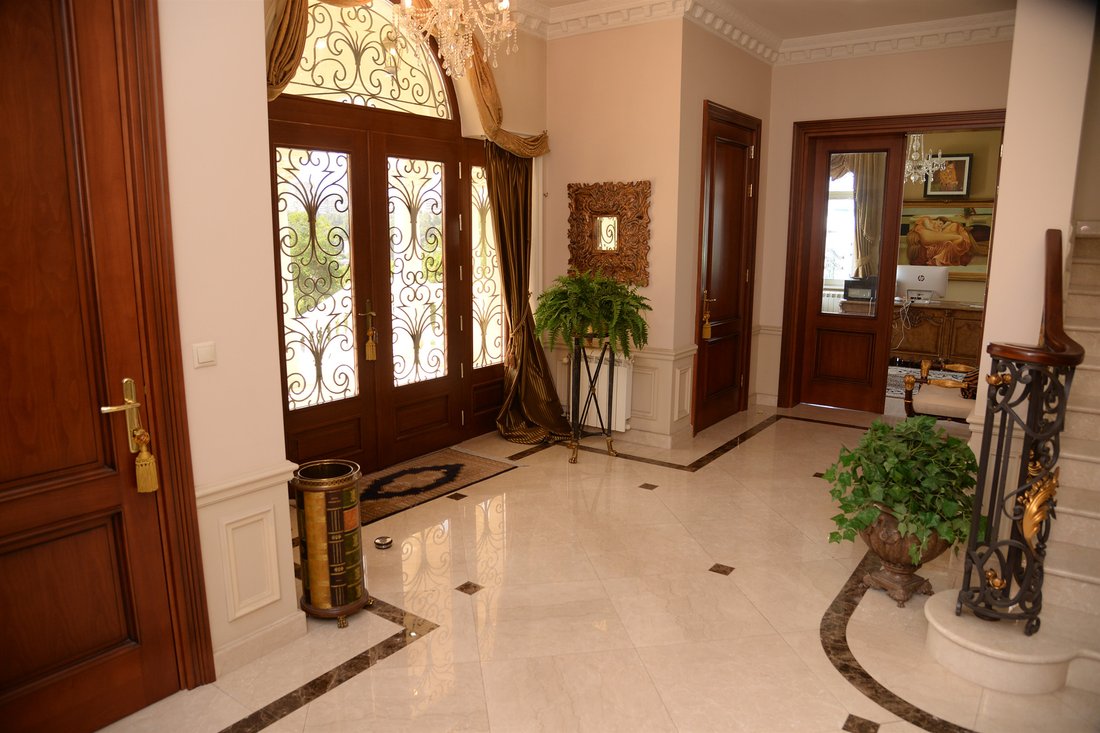 Spacious Villa In Dedinje In Beograd, Serbia For Sale (13451502)