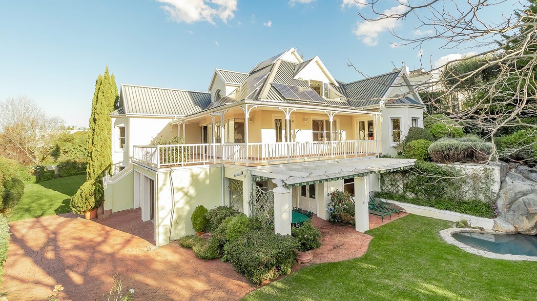 Premier Silverhurst Estate For The In Cape Town, Western Cape, South