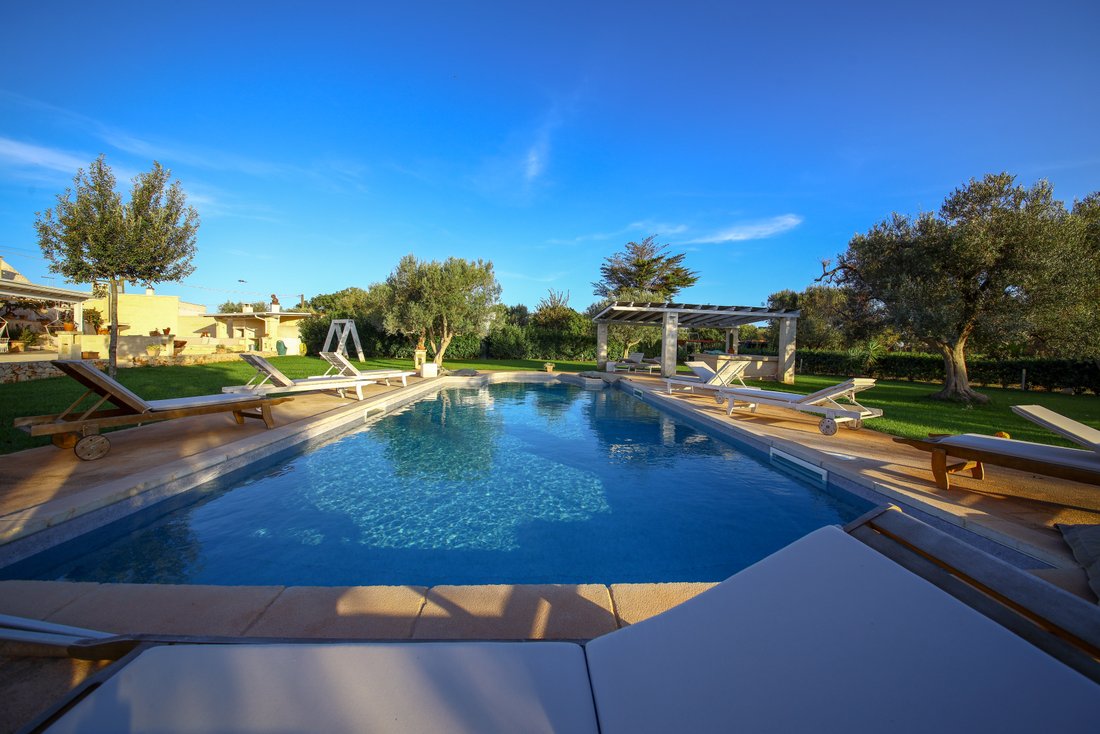 Stunning Estate In Valle D'itria, Puglia, With Swimming Pool In Apulia