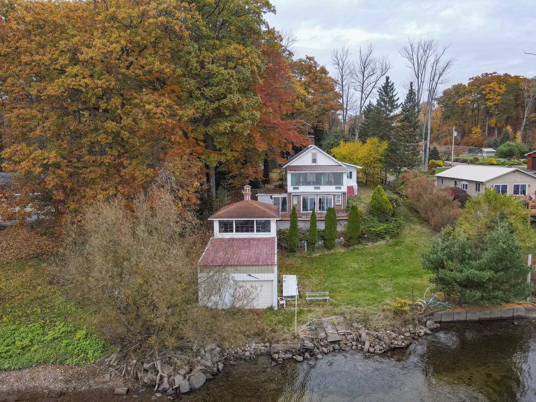 309 Drive 35 Compound Dans Cleveland, état De New York, états Unis à