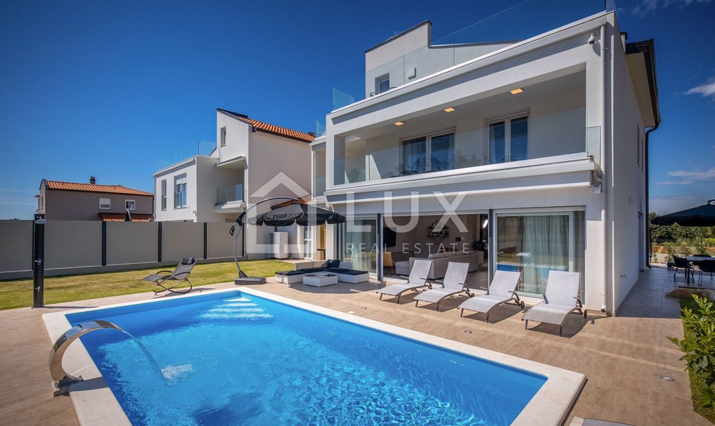 Poreč Luxury Villa With Swimming Pool In Poreč, Croatia For Sale (13537489)