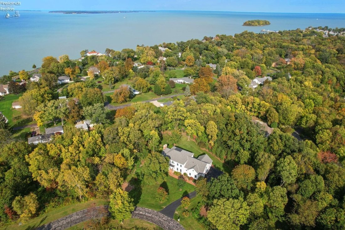 4 Bedrooms Other Residential In Port Clinton, Ohio, United States For