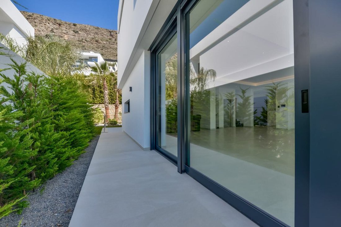 Villa in l'Albir, l'Alfas del Pi, Valencian Community 5 - 12974642