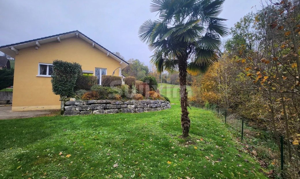 Maison/Villa 5 Pièces In Entrelacs, Auvergne Rhône Alpes, France For