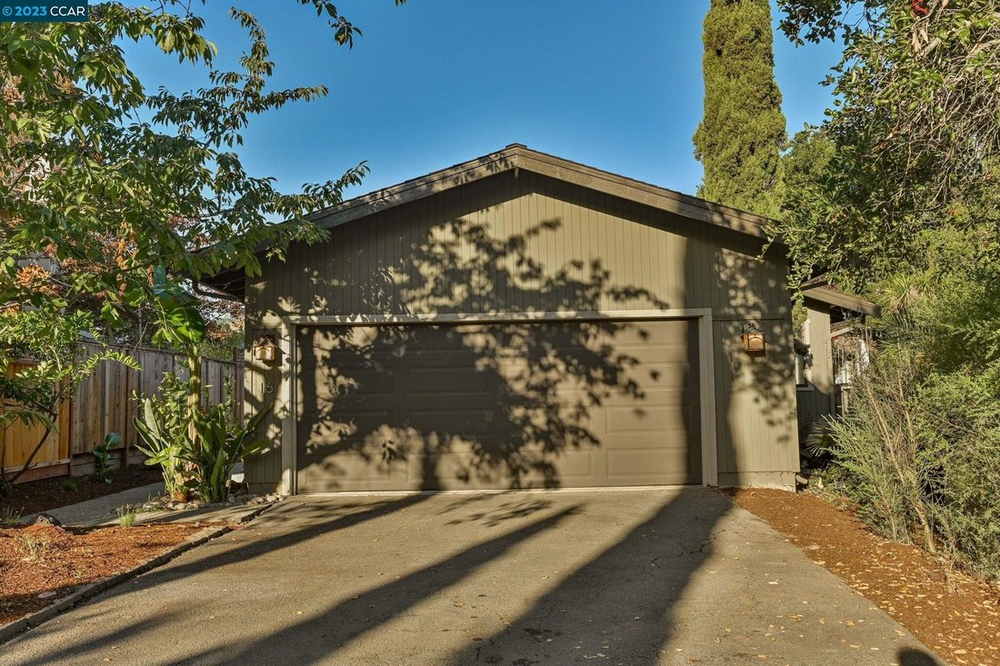 Single Story Home At The End Of A Long In Orinda, California, United