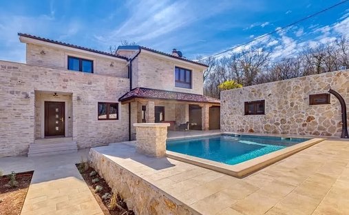 House in Dobrinj, Primorje-Gorski Kotar County, Croatia 1