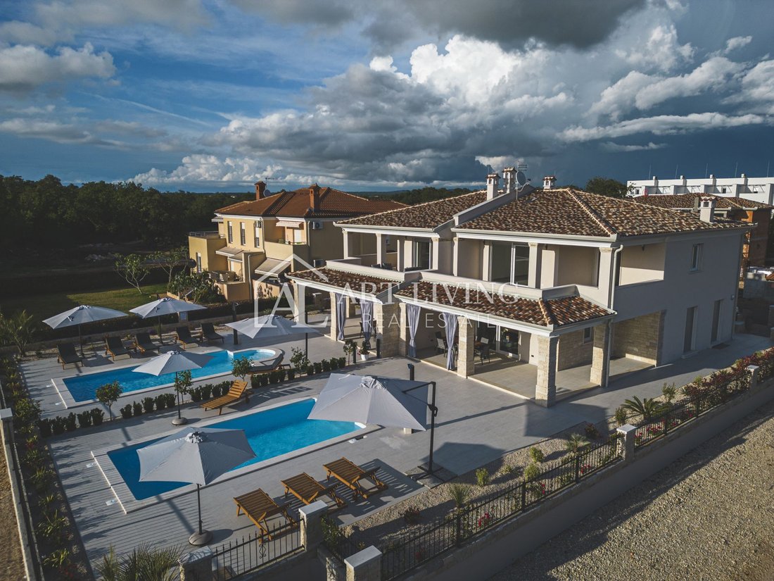 House in Umag, Istria County, Croatia 2 - 13541357