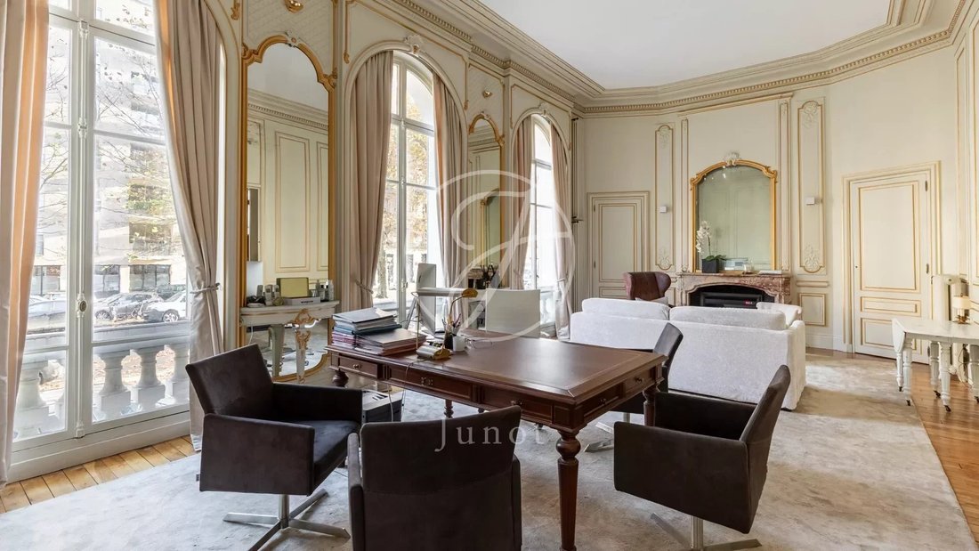 Paris 7e Place Vauban Private Mansion For In Paris, île De France