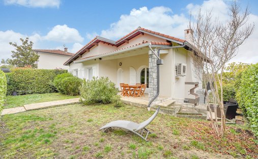 Luxury homes for sale in SaintGenièsBellevue, Occitanie, France