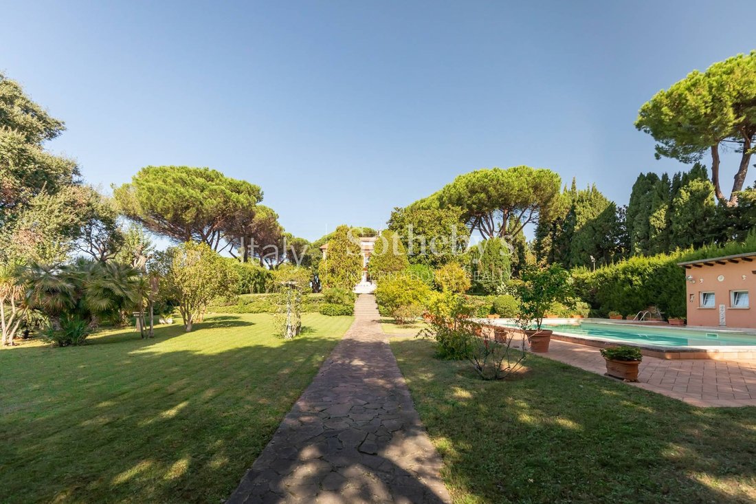 One Of A Kind Property Twin Villas With Pool In Rome In Rome, Lazio