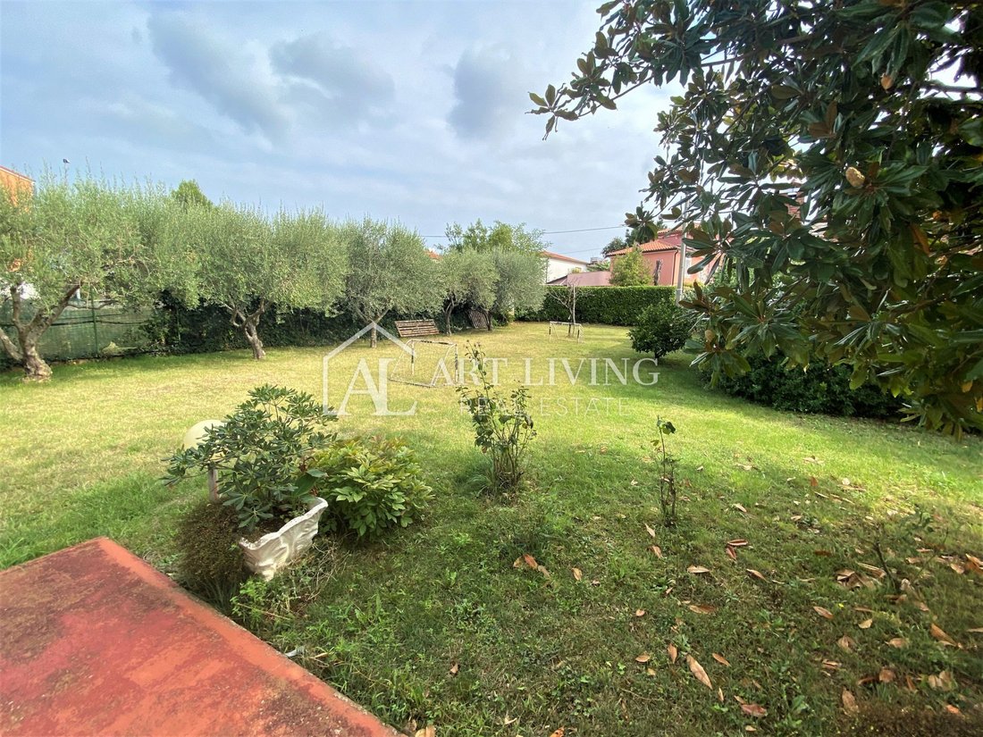 House Umag, 500m2 In Umag, Istria County, Croatia For Sale (13542951)