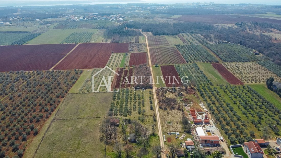Land in Novigrad, Istria County, Croatia 2 - 13542566