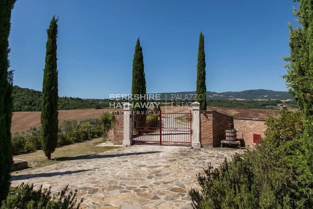Renovated Farmhouse Made Of Stone And Brick In Chiusi, Tuscany, Italy For Sale (13543953)