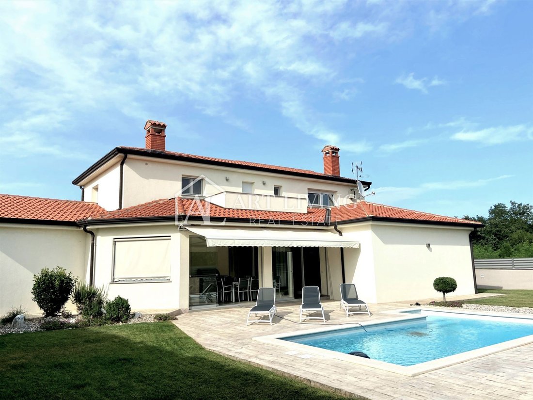 House in Porec, Istria County, Croatia 2 - 13543482