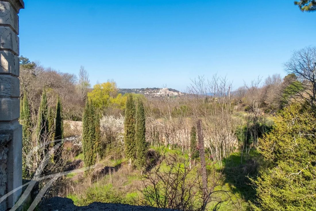 17th Century Property To In Lourmarin, Provence Alpes Côte D'azur