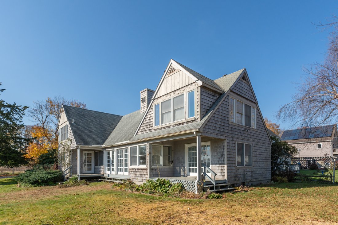 131 Twin Coves Road In Killingworth, Connecticut, United States For