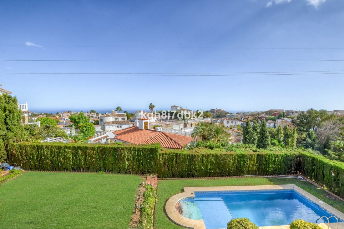 Villa in Benalmadena, Andalusia, Spain 3 - 10843182