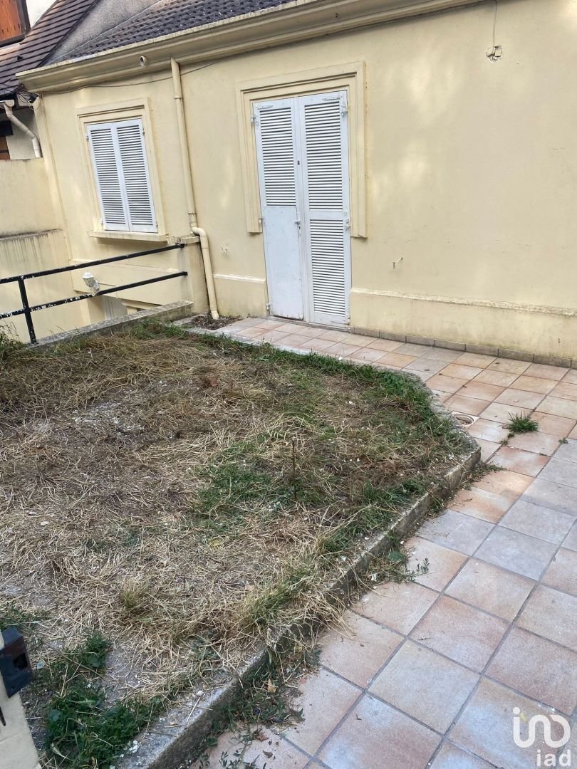 Vente Maison/Villa 10 Pièces In Corbeil Essonnes, île De France, France