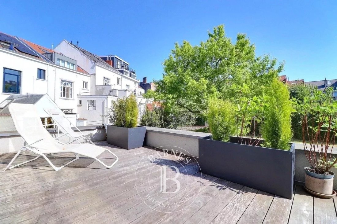 Toison D’or 3 Bedroom Apartment + Terrace + In Elsene, Brussels