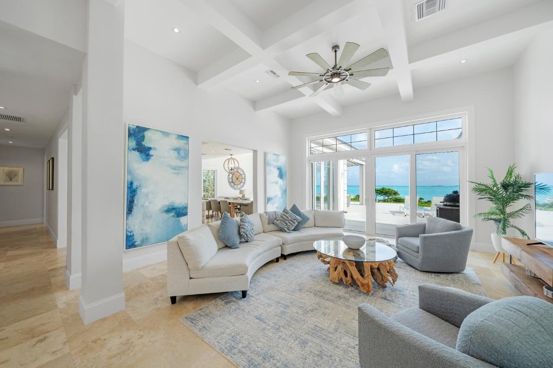 Exuma Beach Front Home In Town, Exuma, The Bahamas For Sale