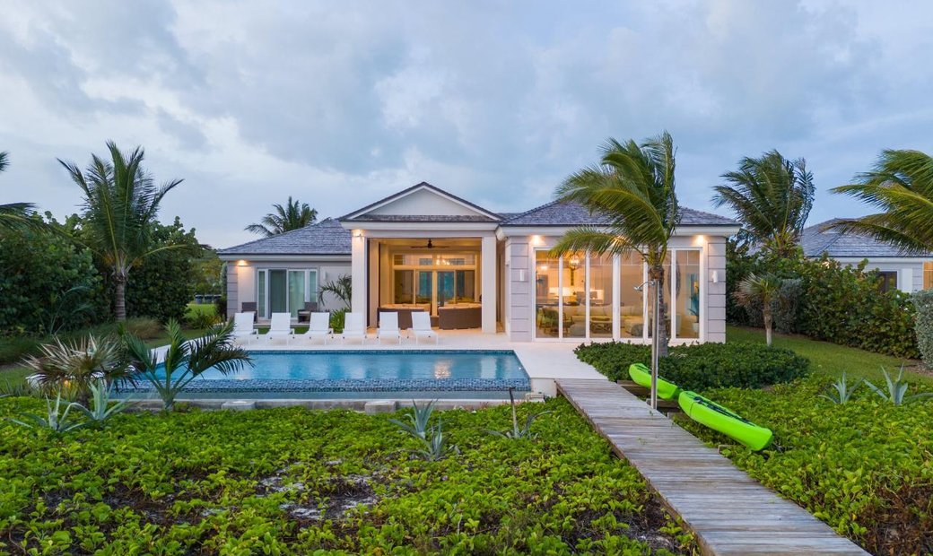 Exuma Beach Front Home In Town, Exuma, The Bahamas For Sale