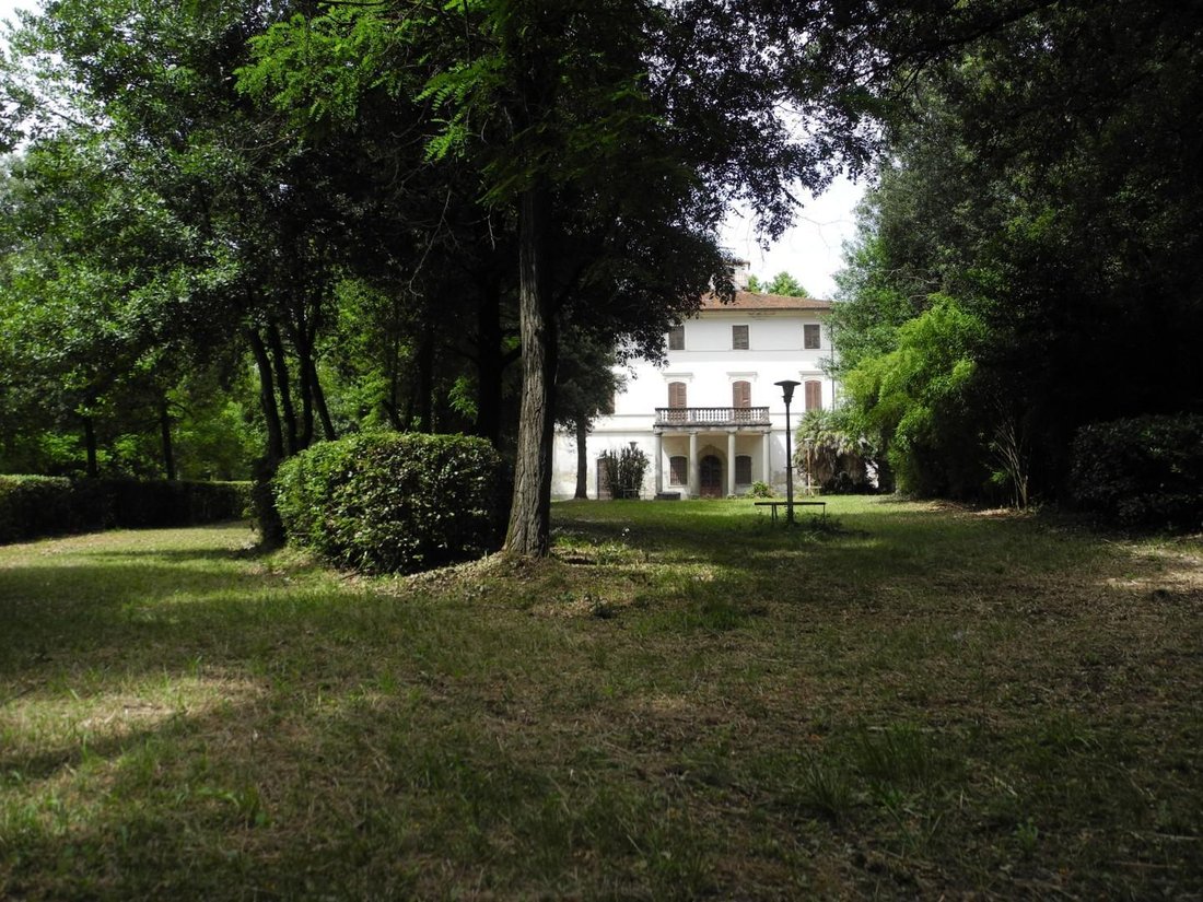 Villa in Center, Pontedera, Tuscany 2 - 13550440