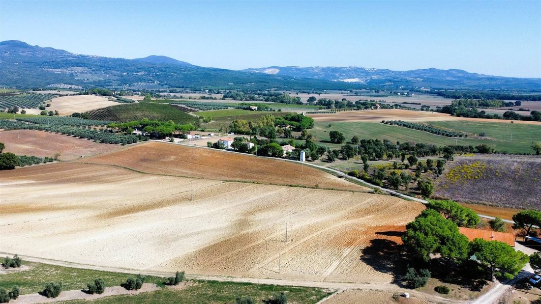 Roccastrada, Tuscany, Italy 2 - 13546082