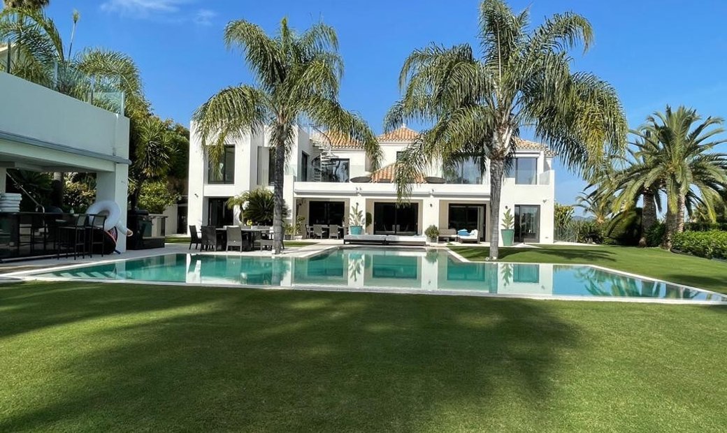 Sierra Blanca Detached House In Sierra Blanca, Spain For Sale (13551098)