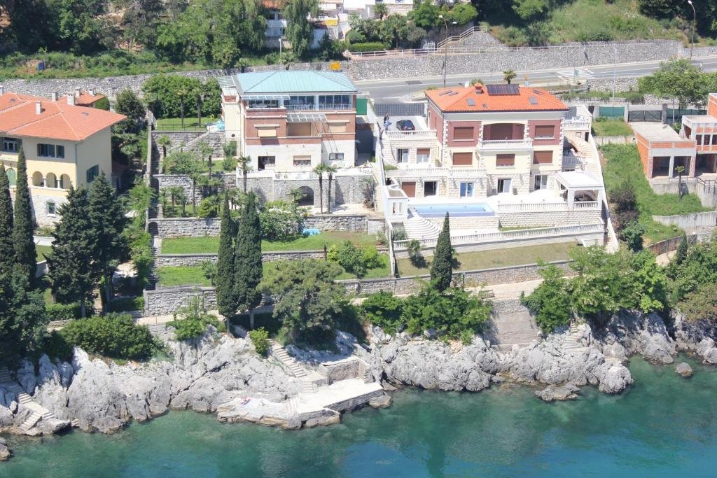 House in Grad Opatija, Primorje-Gorski Kotar County, Croatia 1 - 13546018