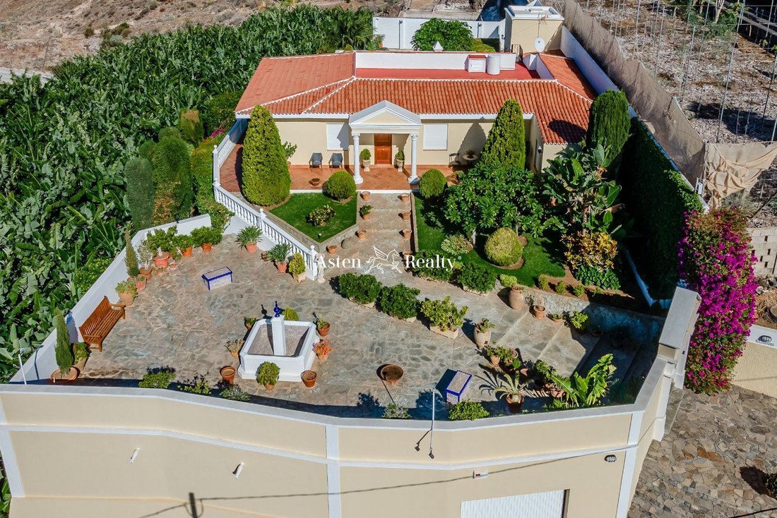 Finca in Guia de Isora, Canary Islands, Spain 1 - 13554084