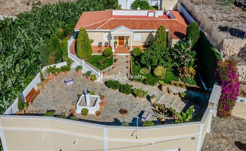 Finca en Guia de Isora, Canarias, España 1