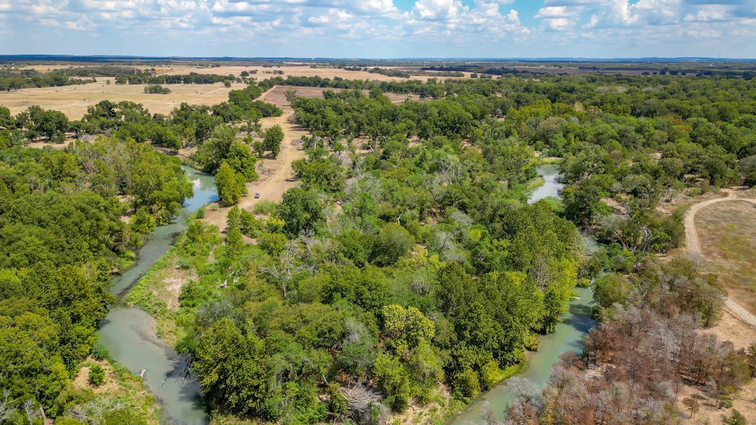 179+/ Acres Tree Top River Ranch , Caldwell In Luling, Texas, United States For Sale (13554656)