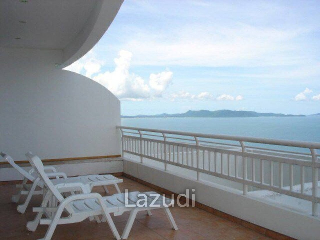 Apartment in Pattaya City, Chon Buri, Thailand 1 - 13554093