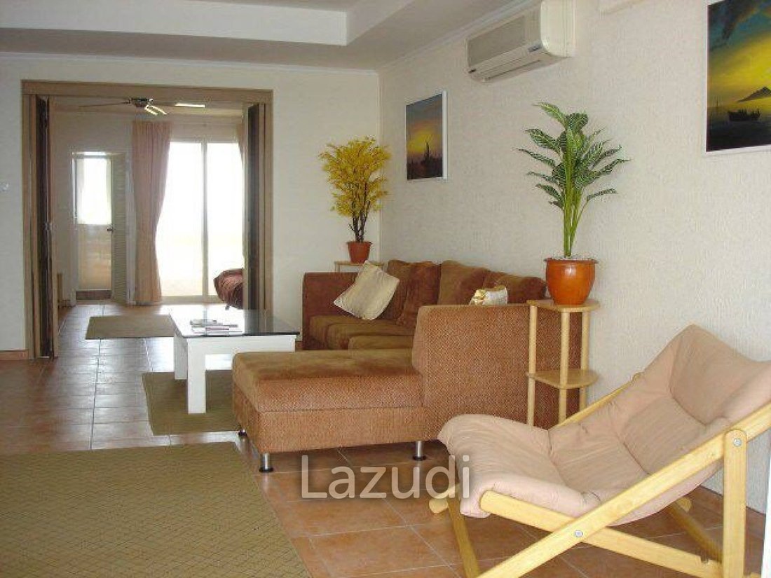 Apartment in Pattaya City, Chon Buri, Thailand 4 - 13554093