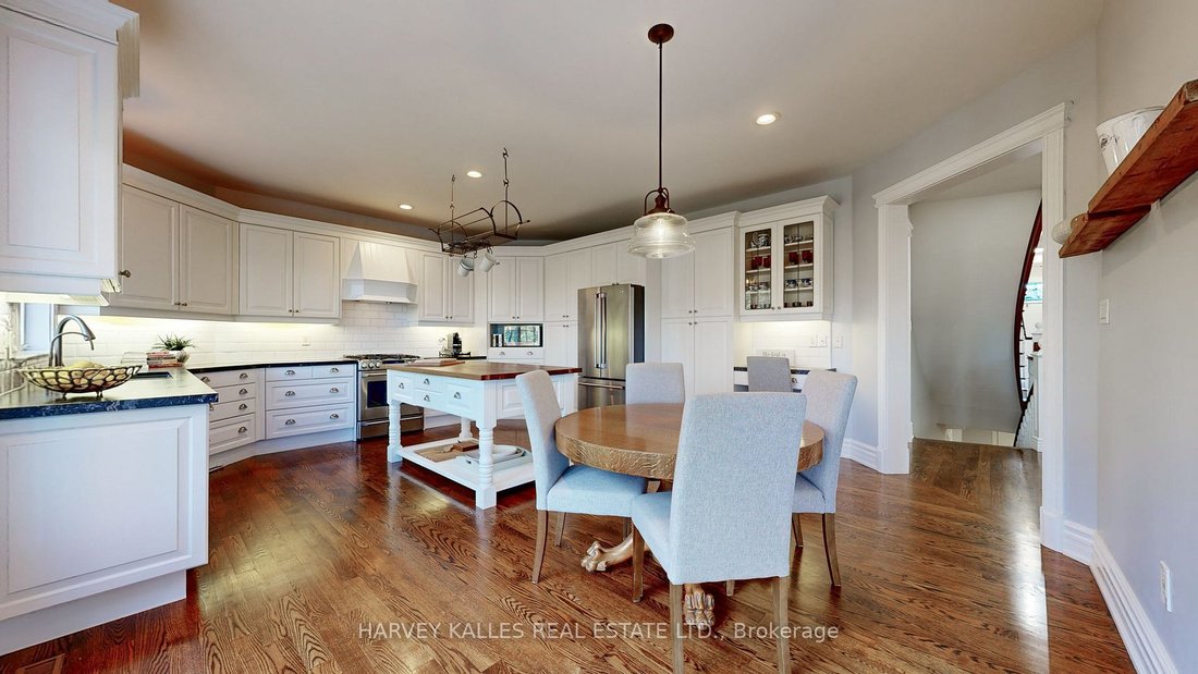 Custom Modern Farmhouse In Vaughan, Ontario, Canada For Sale (13553213)