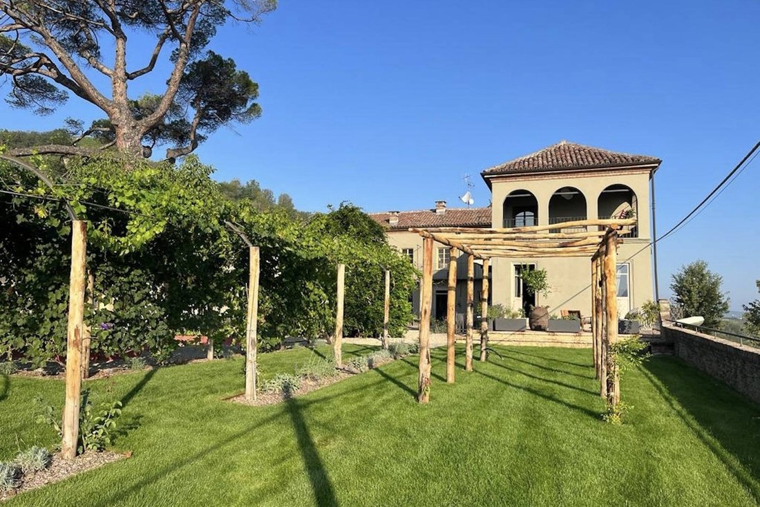House in Santo Stefano Belbo, Piedmont, Italy 1 - 13554599