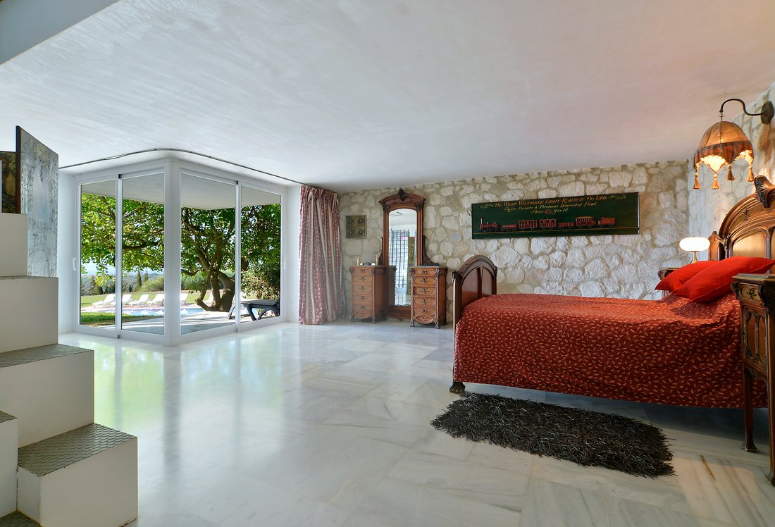Villa in Elviria-Cabopino, Marbella, Spain 5 - 13555187