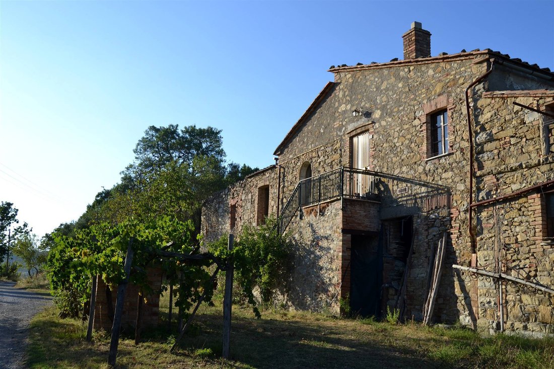 Country House in Castelnuovo di Val di Cecina, Tuscany, Italy 1 - 13558502