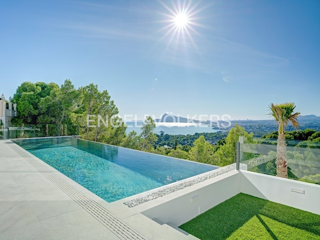Villa in Altea, Valencian Community, Spain 2 - 11121066