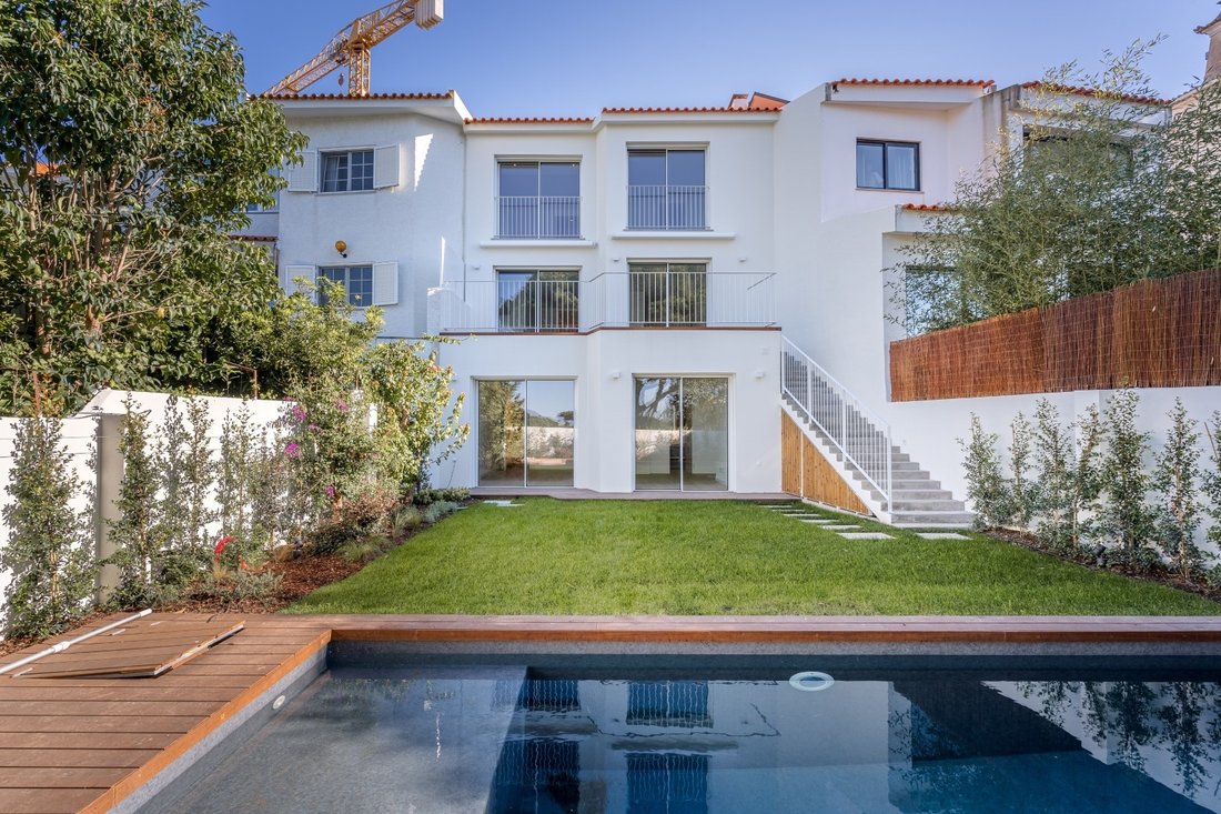 Villa in Cascais e Estoril, Lisbon, Portugal 1 - 12487921