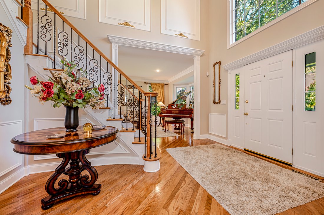 Stately Home In Prestigious Somers Chase In 10589, New York, United